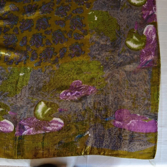 Vintage Sparkly Duck  Scarf - Picture 5 of 10